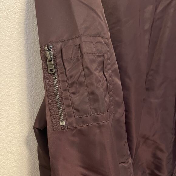 Men’s Tommy Hilfiger Y2K Bomber Jacket - Picture 8 of 13